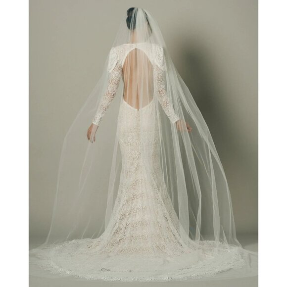 Ofrenda Studio Faculty Plain Veil in Off White One Size New Womens Wedding - Picture 1 of 14